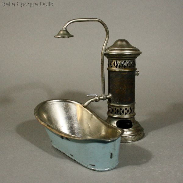 Puppenstuben zubehor badeofen bad blech , Antique Dollhouse miniature bath metal accessories , Puppenstuben zubehor badeofen bad blech