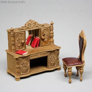 tiny dollhouse furniture