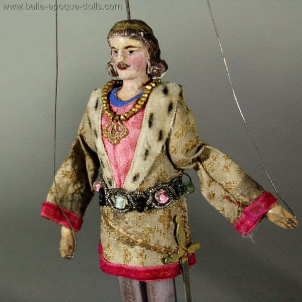 Antique early theater doll  , alte miniatuur theaterfiguren