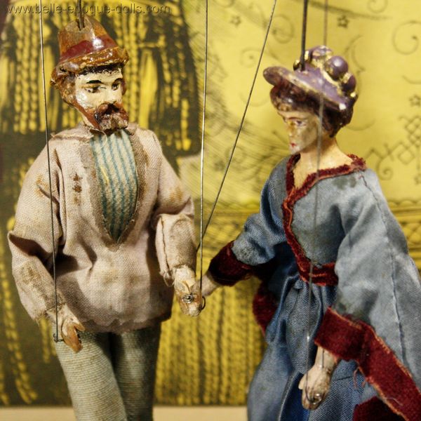 Antique wooden theater dolls miniature , alte miniatuur theaterfiguren